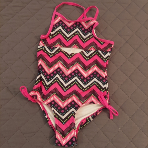 NWOT Girls Swimsuit - Picture 1 of 6